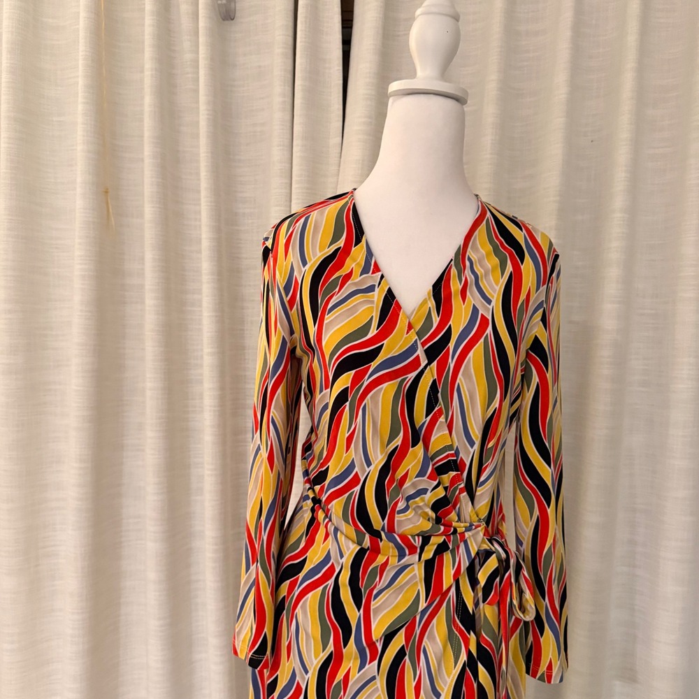 J.Crew 2 Faux Wrap Dress Multicolor Abstract Brunch Resort Knee Length Tie Waist - Picture 13 of 16